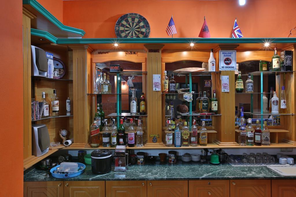 Tani'S Guesthouse Ksamil Exterior photo