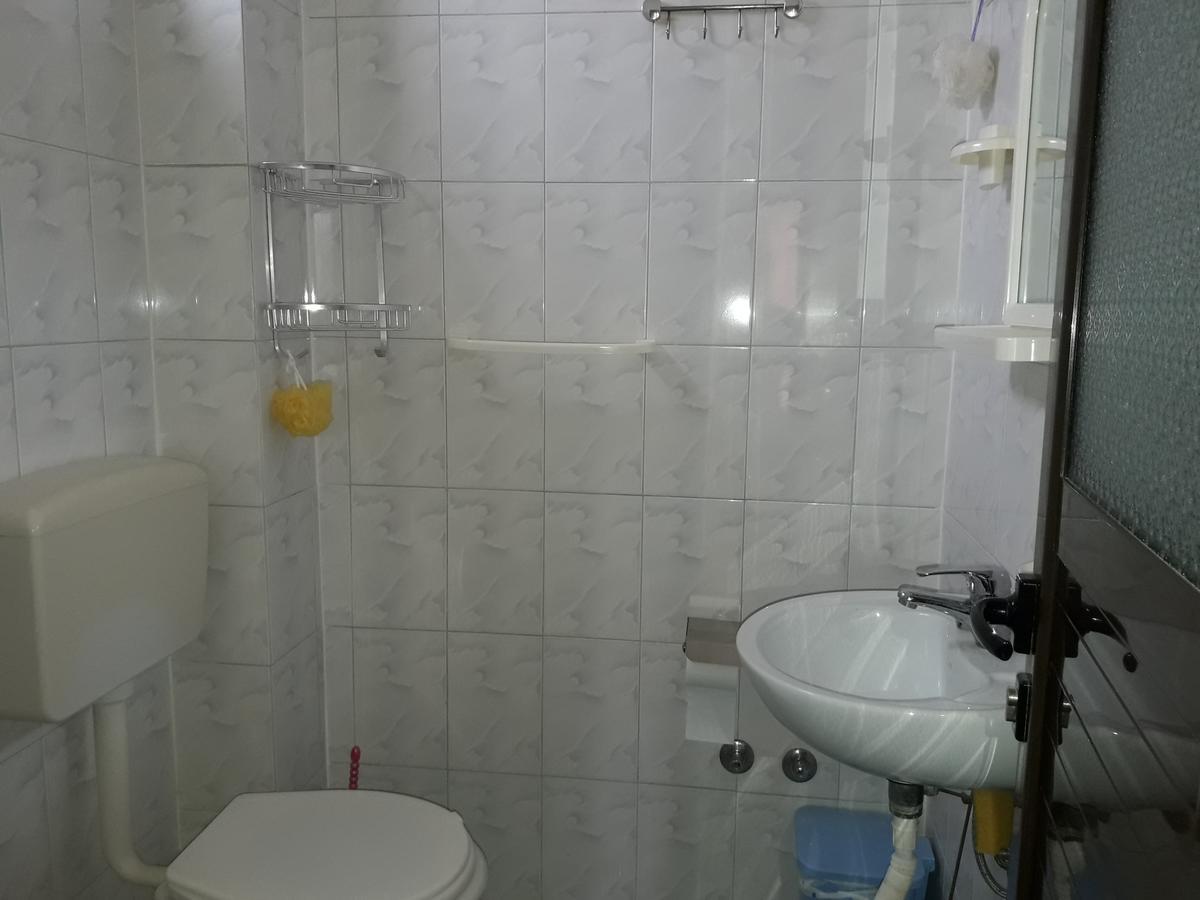 Tani'S Guesthouse Ksamil Exterior photo
