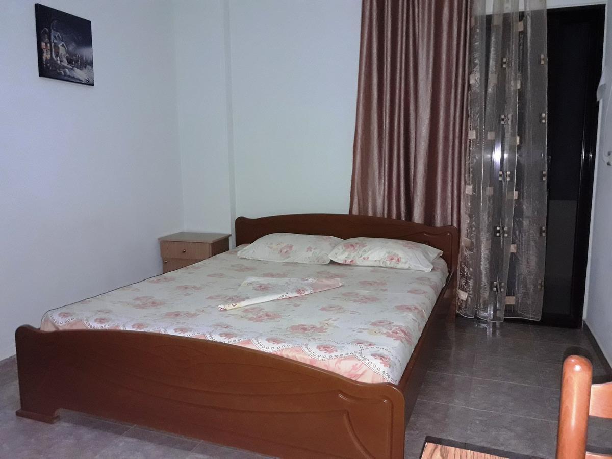 Tani'S Guesthouse Ksamil Exterior photo