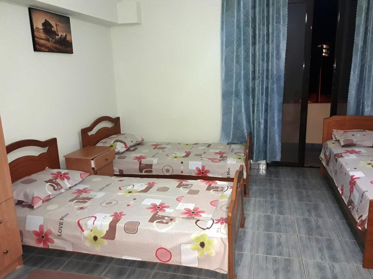 Tani'S Guesthouse Ksamil Exterior photo