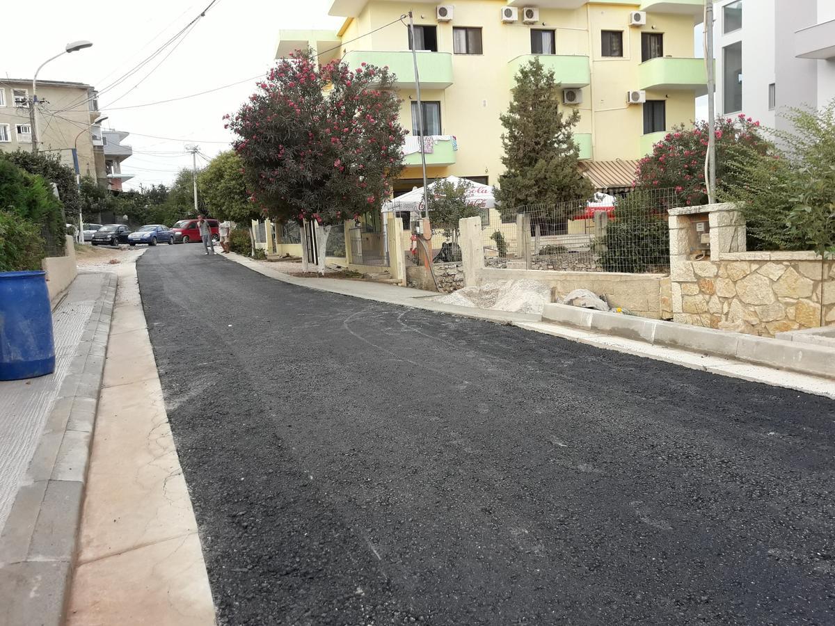 Tani'S Guesthouse Ksamil Exterior photo