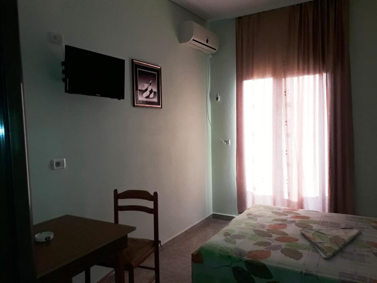 Tani'S Guesthouse Ksamil Exterior photo